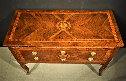 Chest with 2 drawer